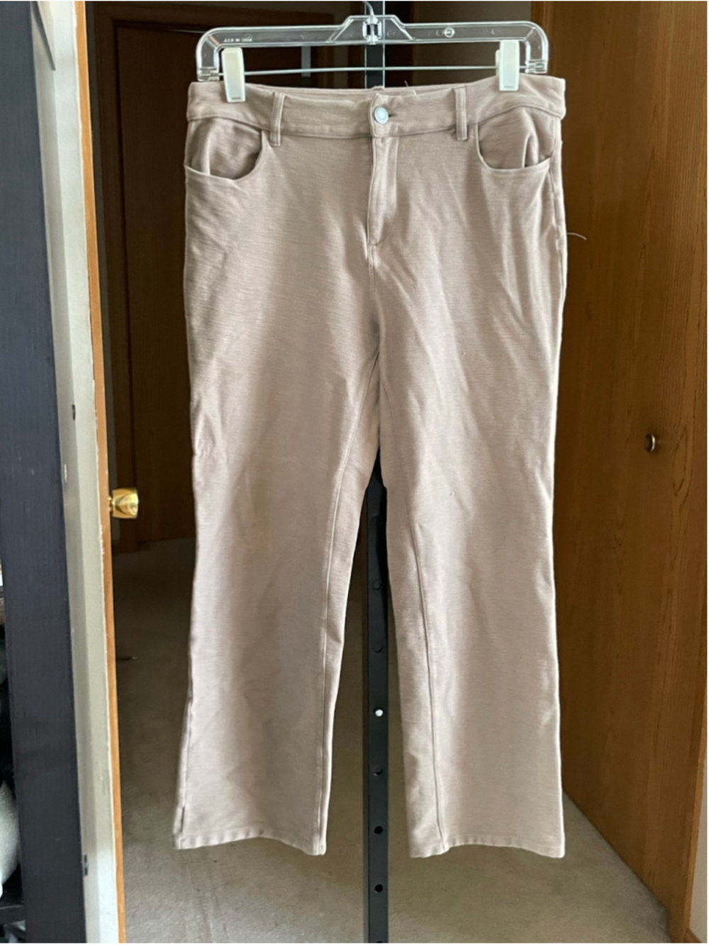 Women's Studio Works Petite Straight Leg Pants 6P Beige